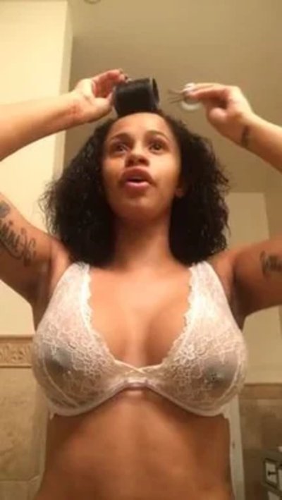 Карди Би (Cardi B)