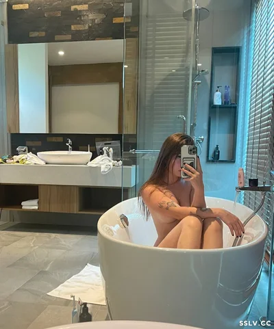 Аня Енина