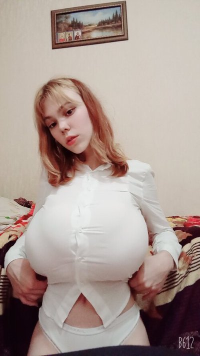 Китти Китт (Kitty Keettt, Mommy Kitty)