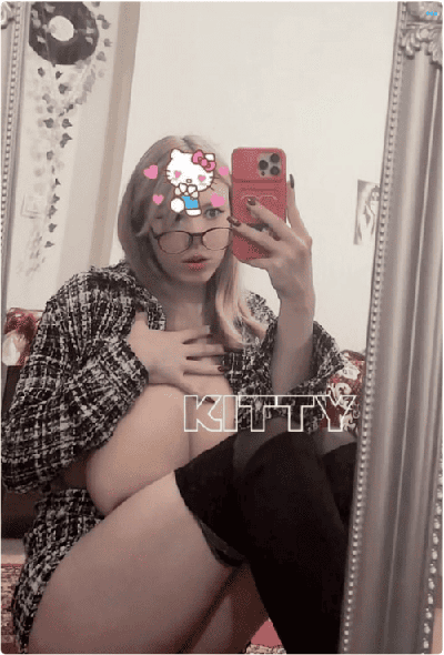 Китти Китт (Kitty Keettt, Mommy Kitty)