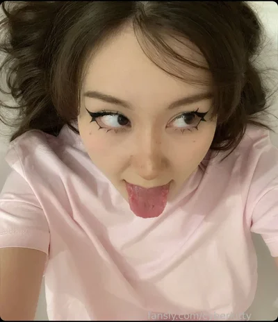 Санни Рэй (Sunny Ray, Cyber Kitty)