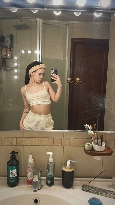 Неонова (Neonovva)